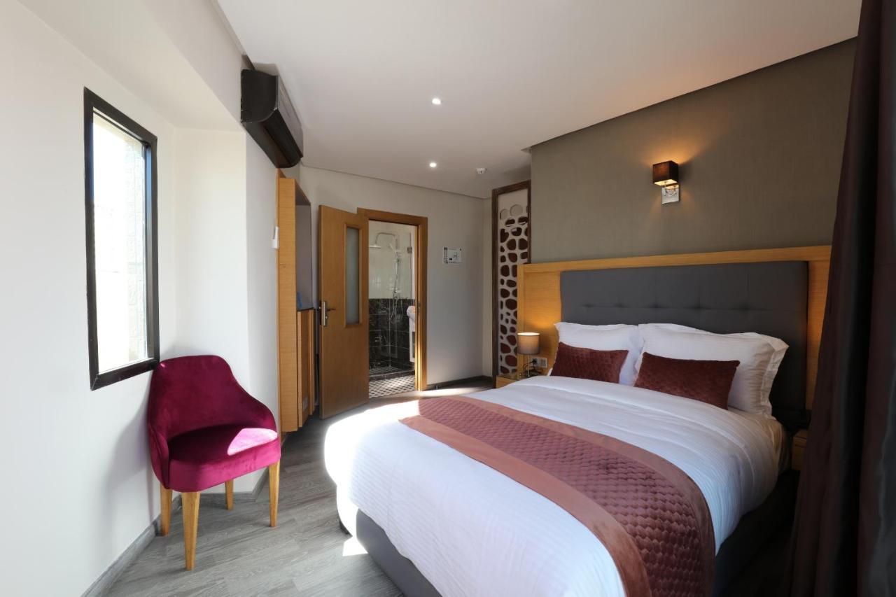 Silver & 4* Casa Blanca